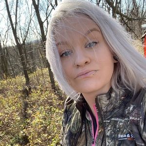 Meet your Posher, Aimee